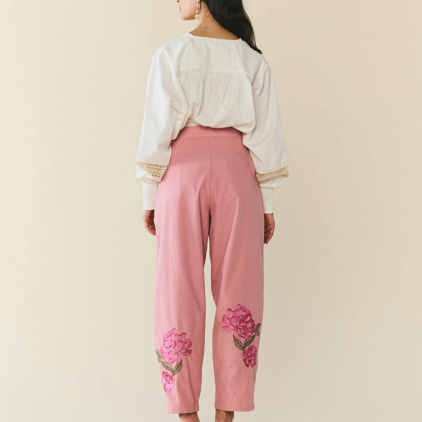 Nina Pant