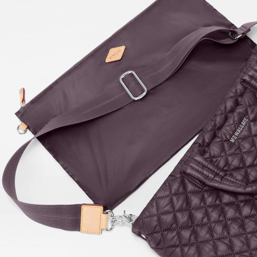 Raisin Small Metro Tote Deluxe