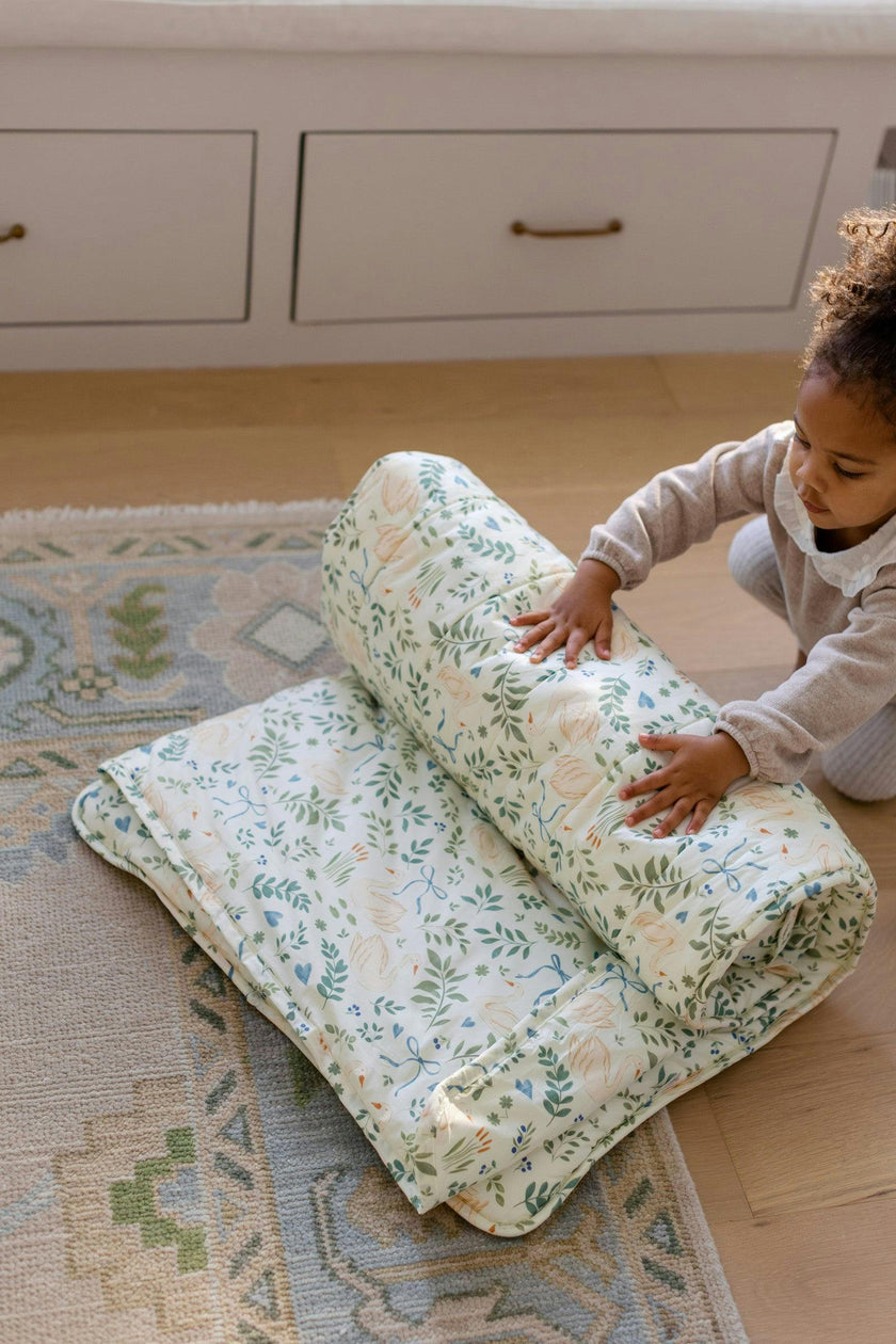 Organic Nap Mat (Swan)