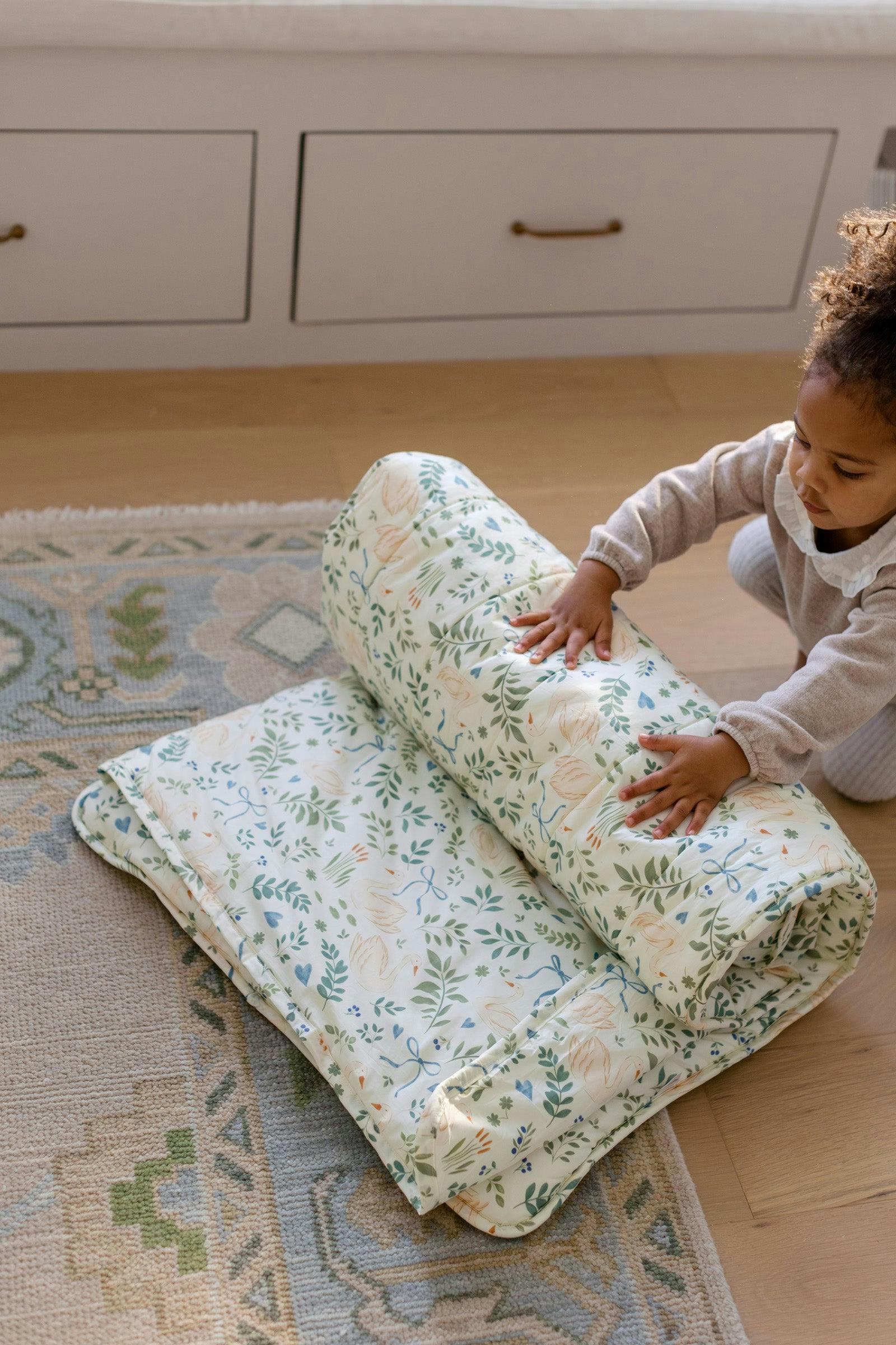 Organic Nap Mat (Swan)