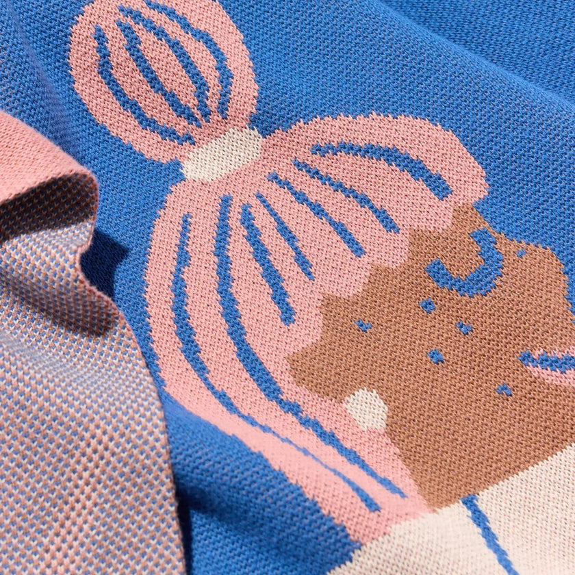 Cocktail Cat Knit Blanket