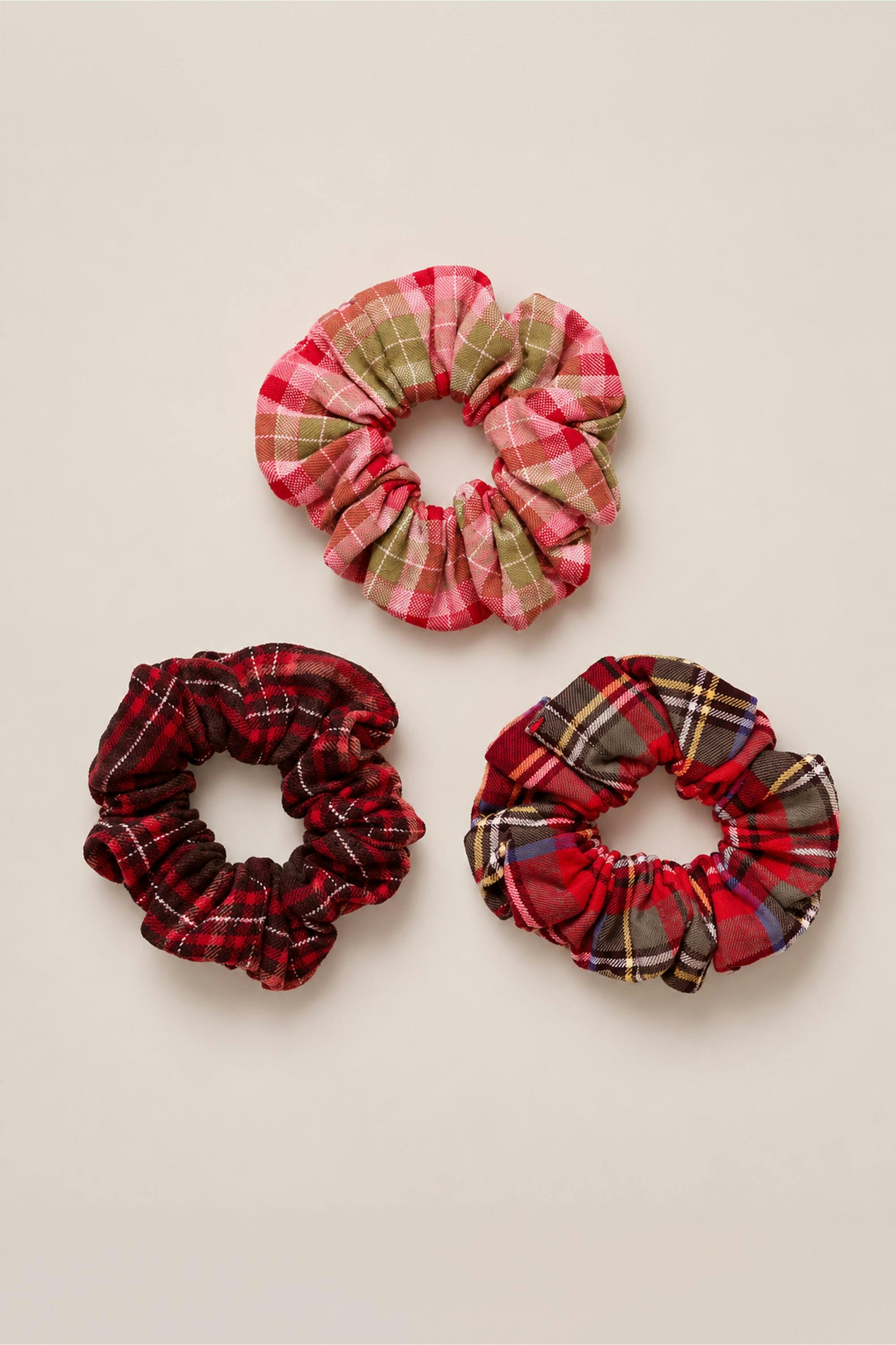 Holiday Plaid Scrunchie 3-Pack