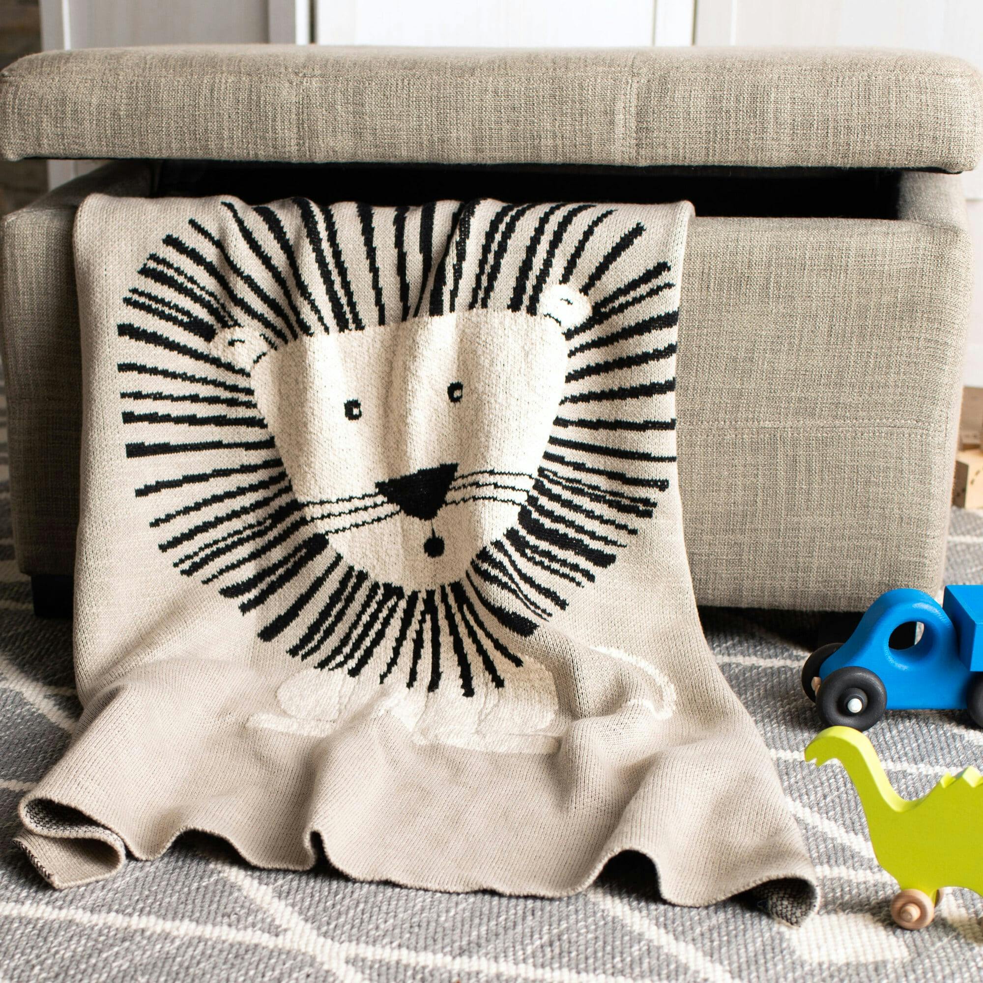 Dandy Baby Throw Blanket