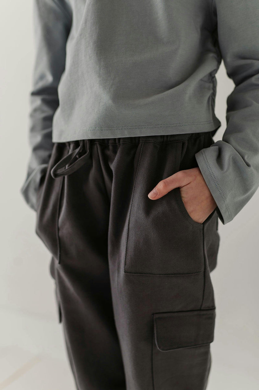 Girls Cargo Utility Pant in Evergreen
