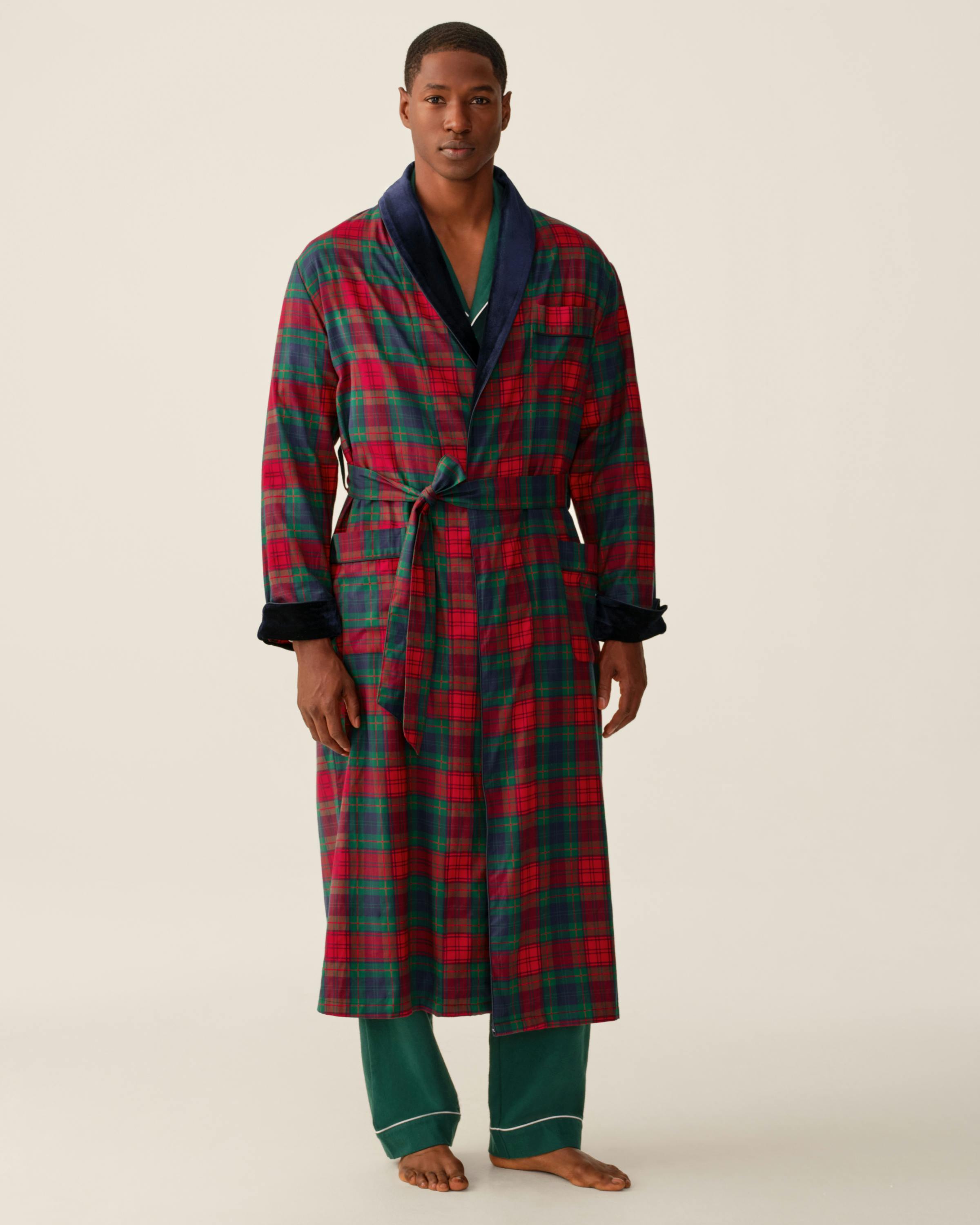 Men's Brushed Twill Velvet Trim Robe in St. James Tartan
