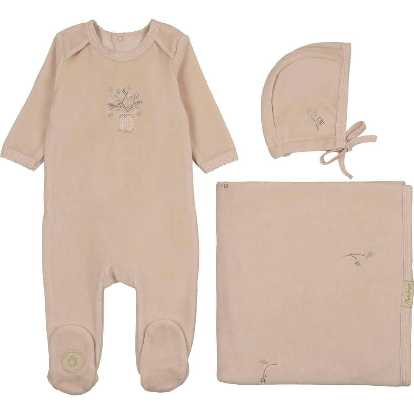 Vase & Petals Layette Set