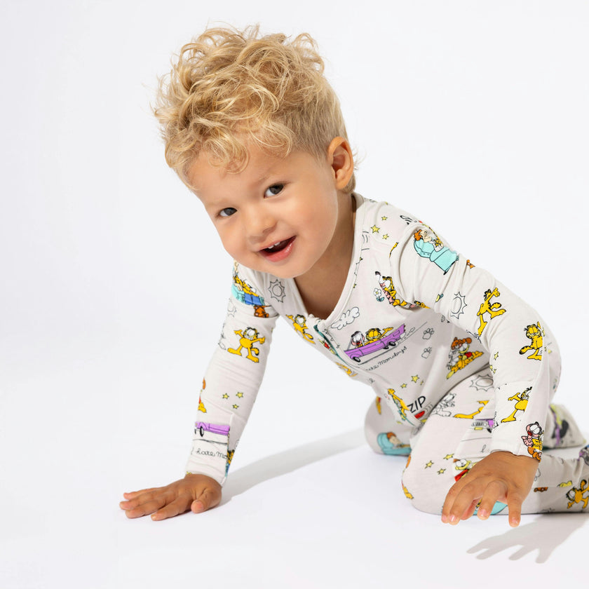 Garfield & Friends Bamboo Convertible Footie