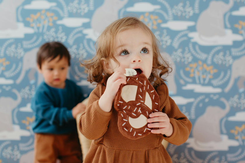Sweet Treats Crinkle Blankie - Pretzel