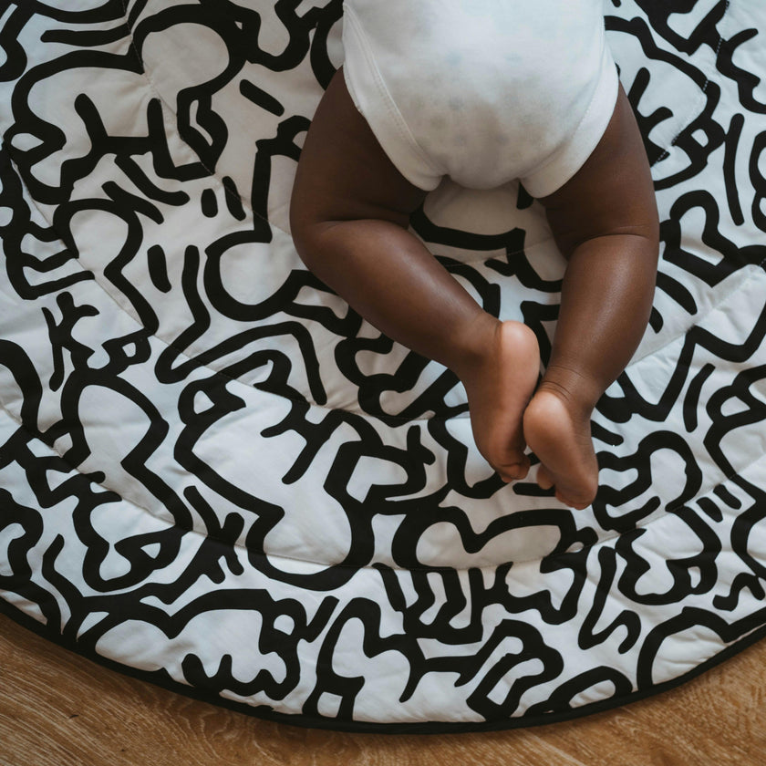 Etta Loves X Keith Haring Reversible Round Playmat