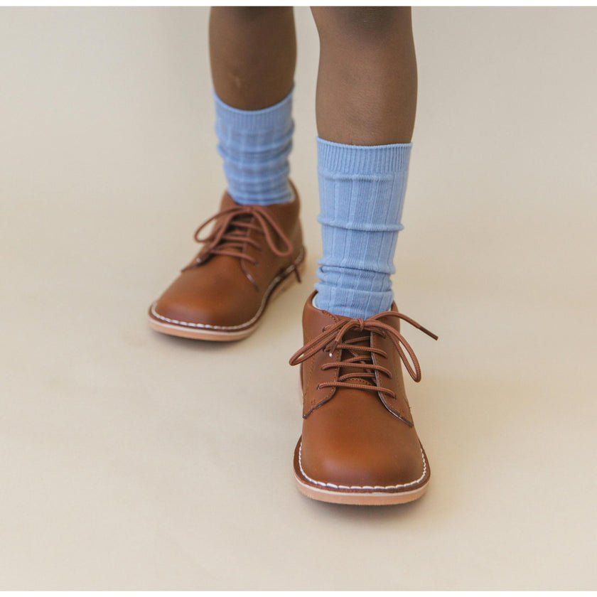 Tuck Mid-Top Lace Up Shoe