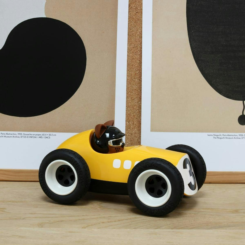 EGG ROADSTER