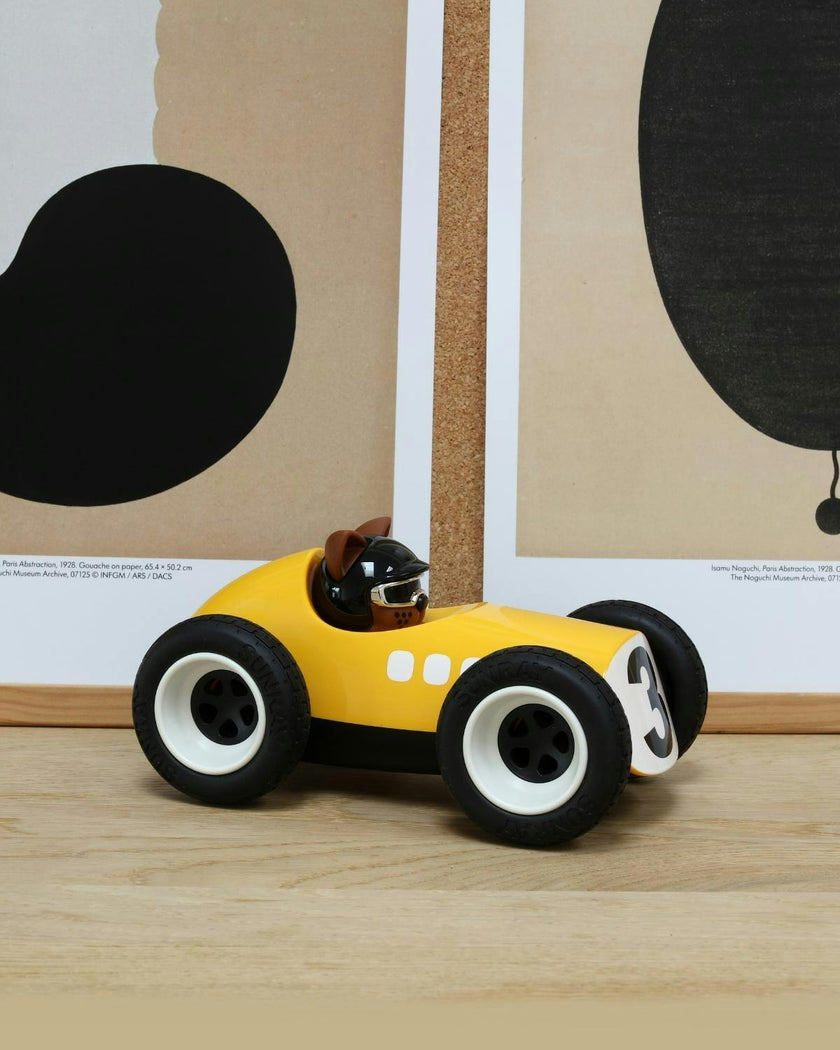 EGG ROADSTER