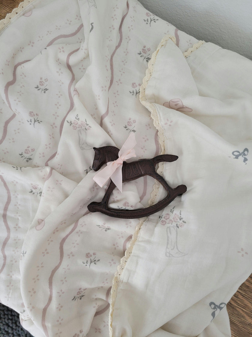 Vintage Country-Cowgirl QUILTED 6 Layer Gauze Blanket