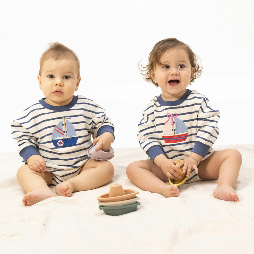Bubbly Sailboat - Sweatshirt Bubble  Sailboat with Bow