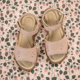 Classic Sandal with Scallop