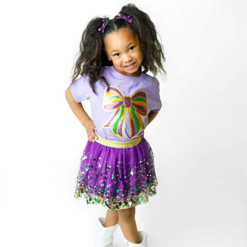 Mardi Gras Sequin Bow Patch Short Sleeve T-Shirt - Lavender