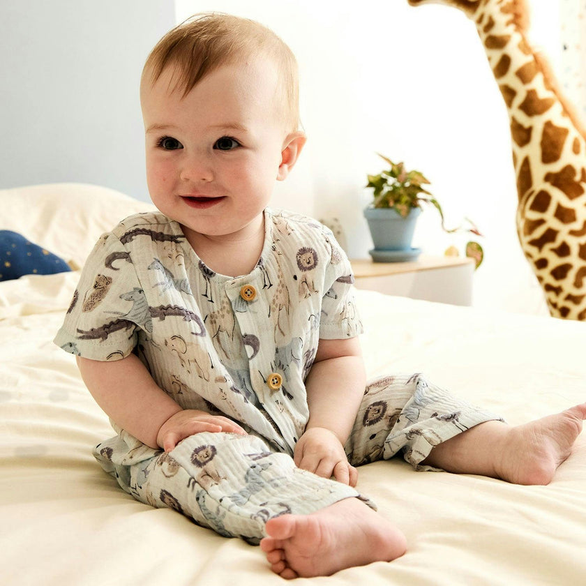 Magnetic Romper