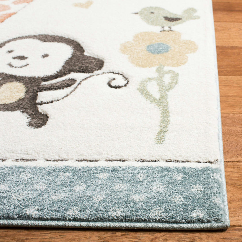 Carousel Kids Bindi Rug, White