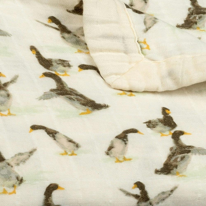 Big Lovey Three-Layer Muslin Blanket