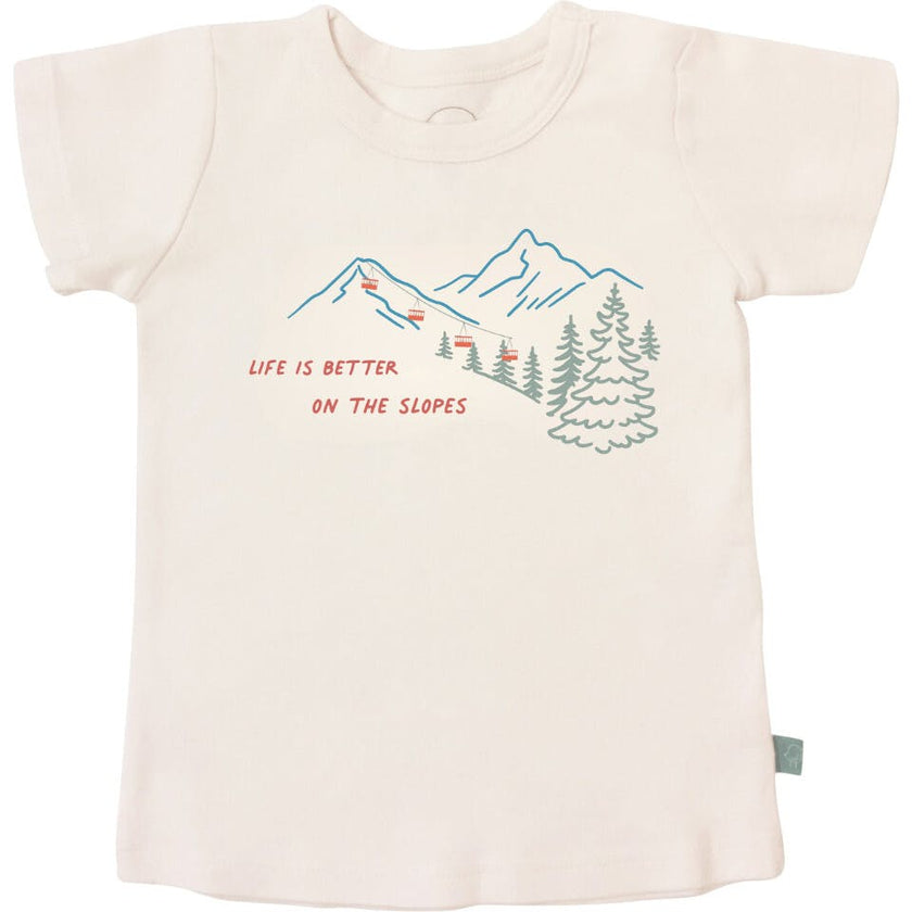 graphic tee | on the slopes