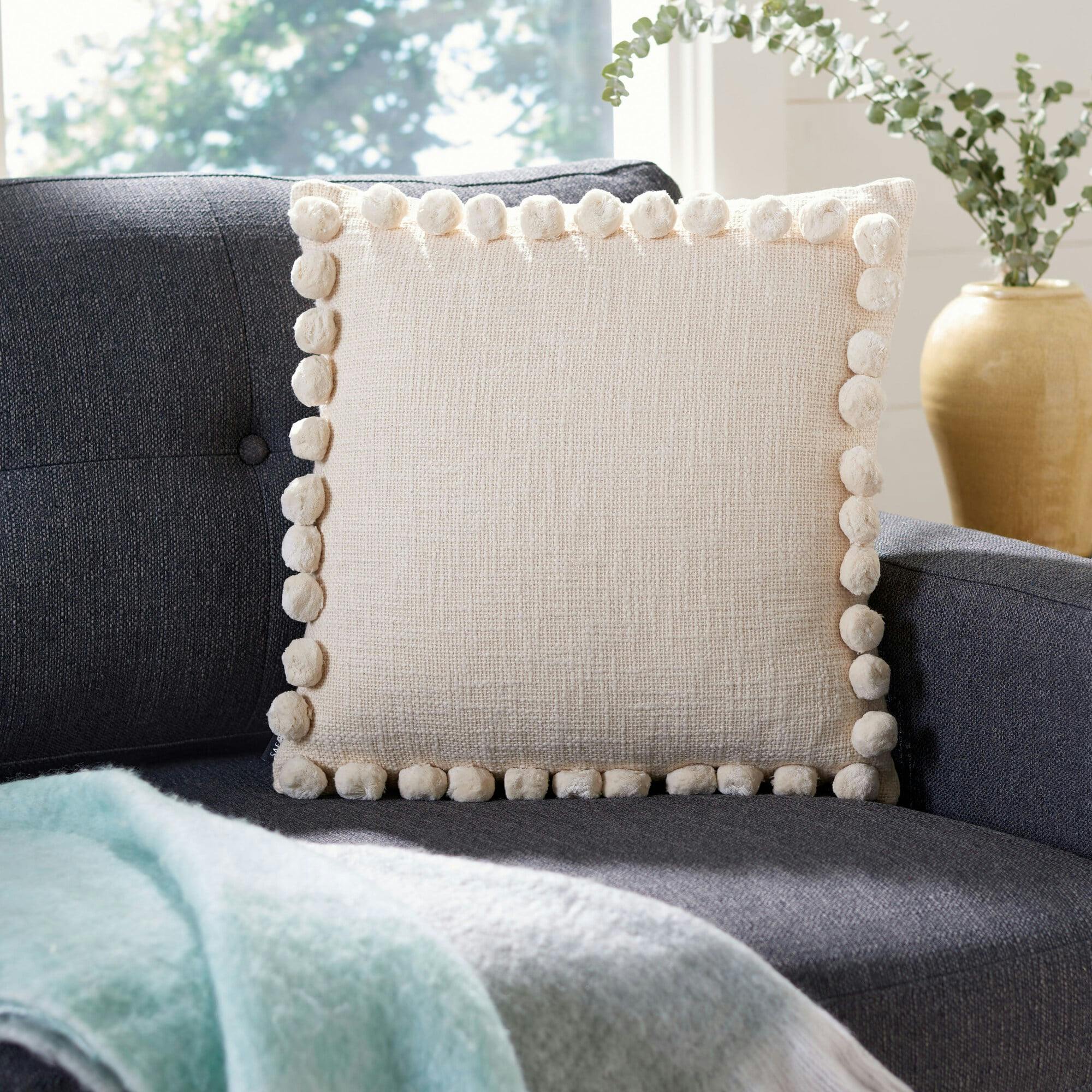 Zelina Pillow
