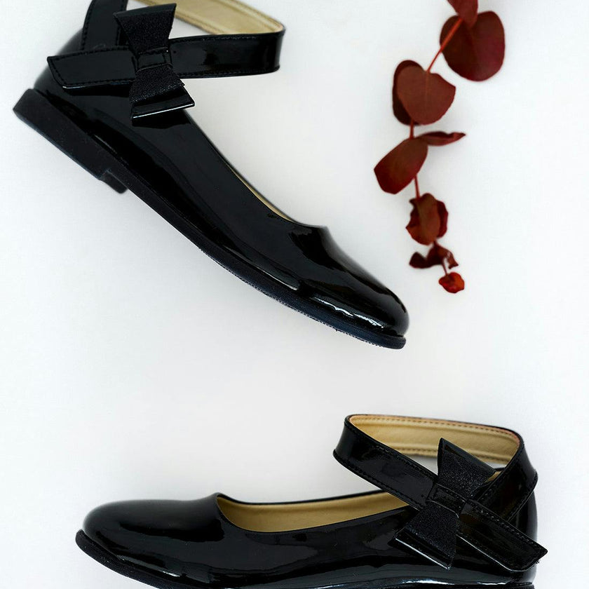Shiny Black Shoes