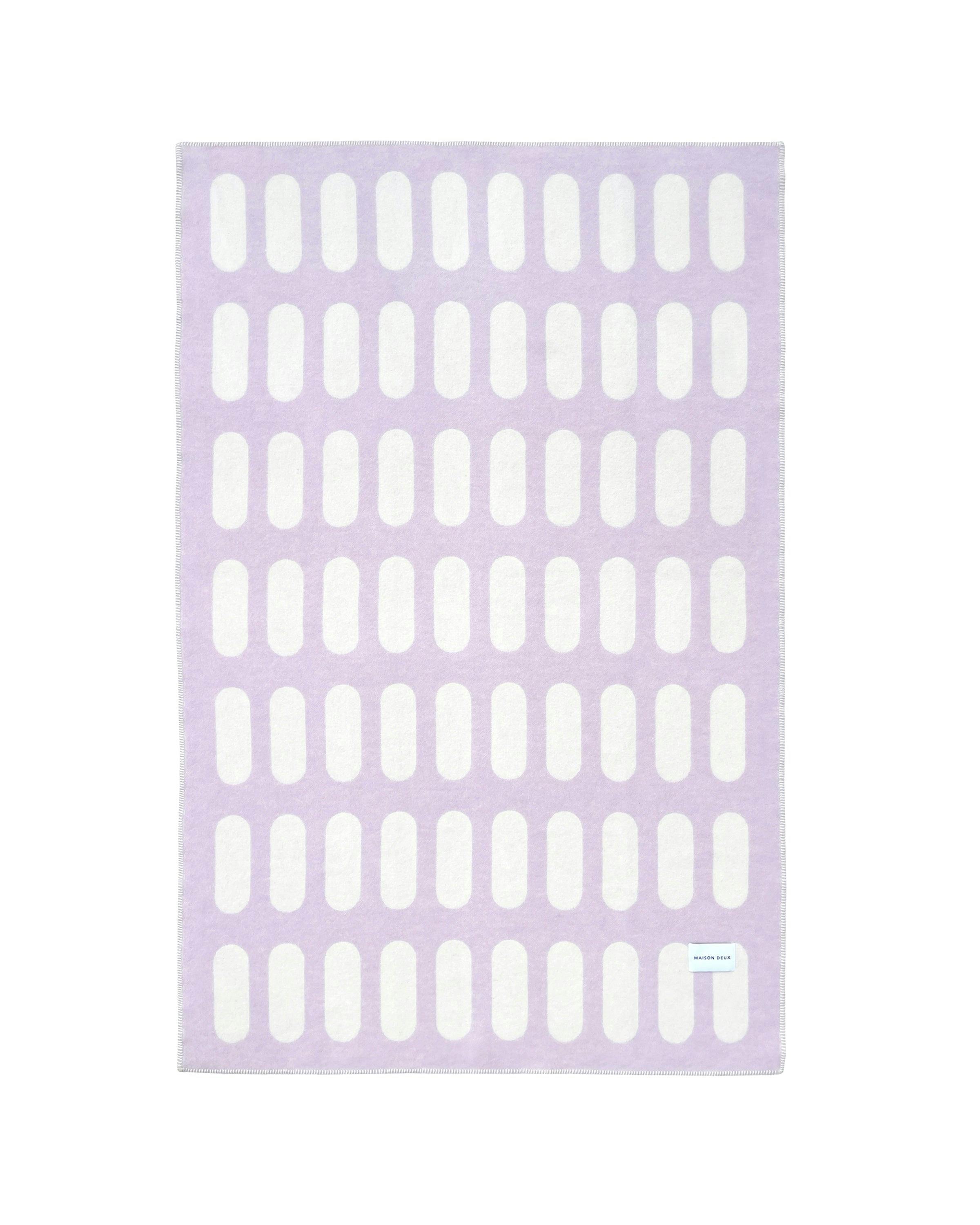Blanket CUBICS Chill Pill Lilac 4.25 x 6.5ft