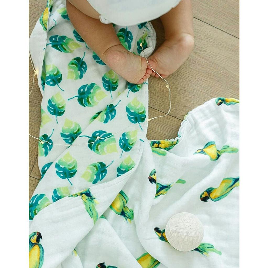 Organic Muslin Four-Layer Reversible Snug Blanket