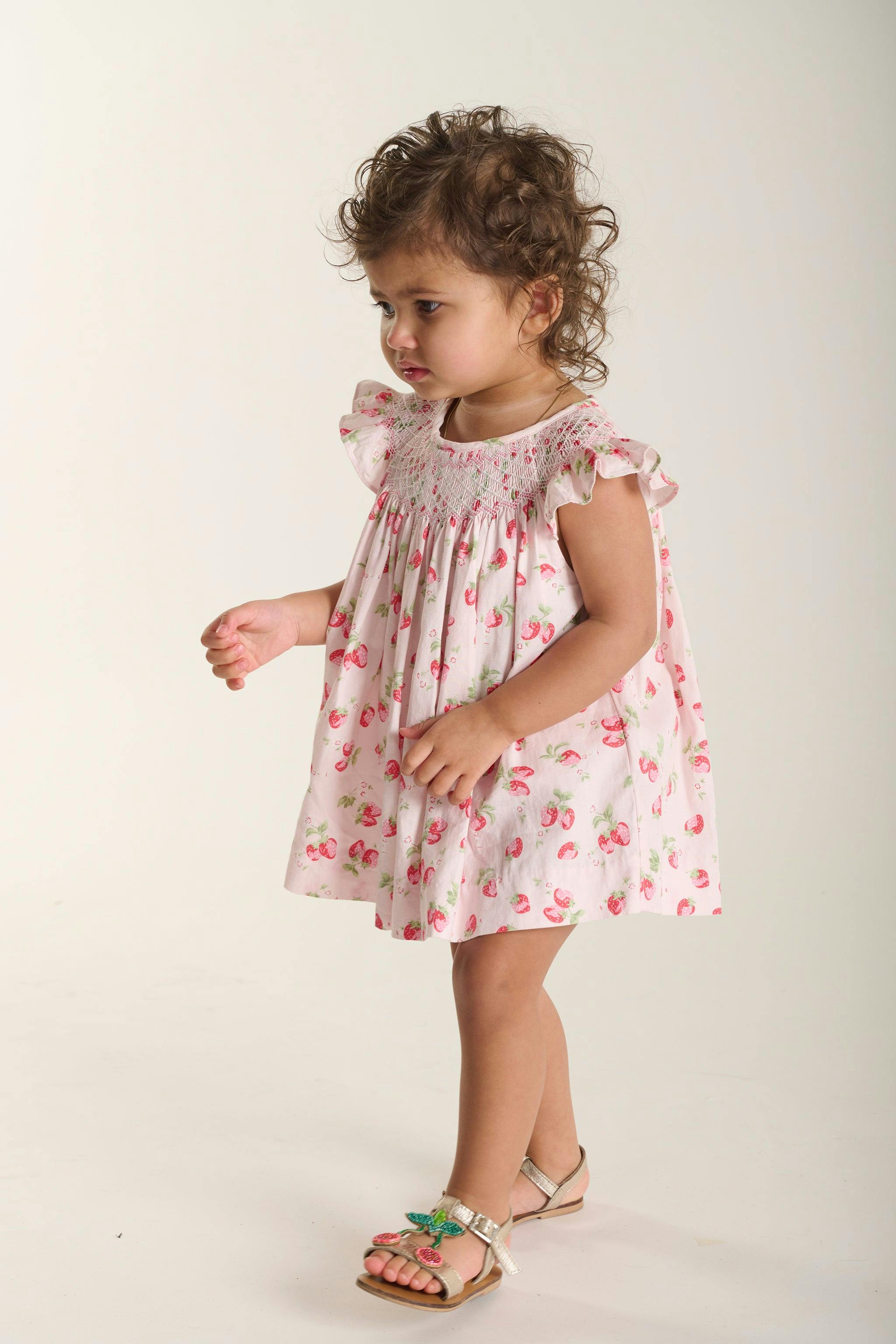 Hand-Smocked Baby Dress - Fresa