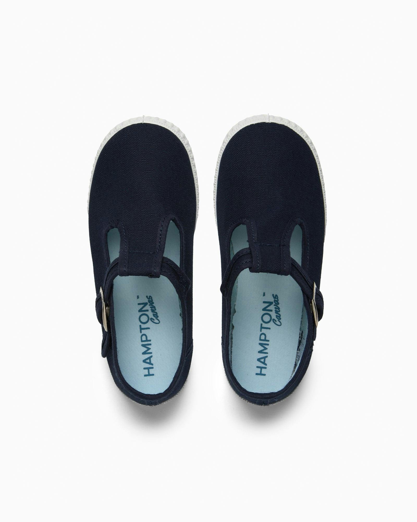 Hampton Canvas Nantucket Shoes in Navy
