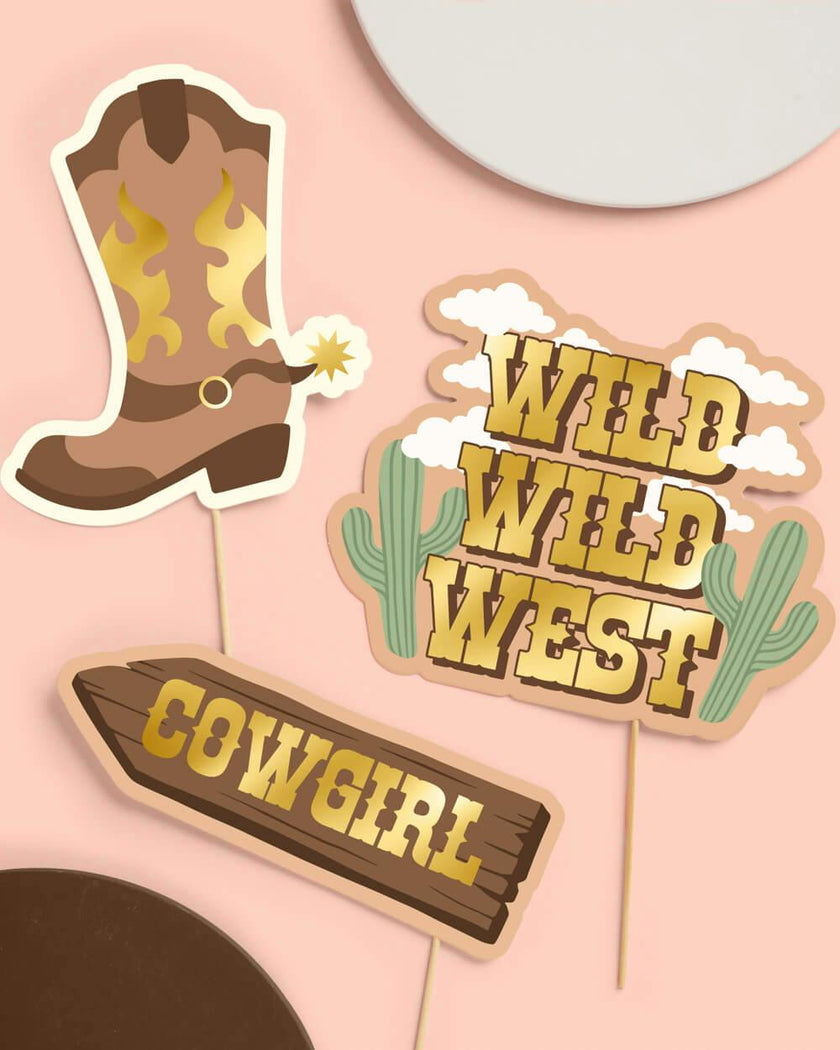 Saddle Up Props - 24 pc photo booth set