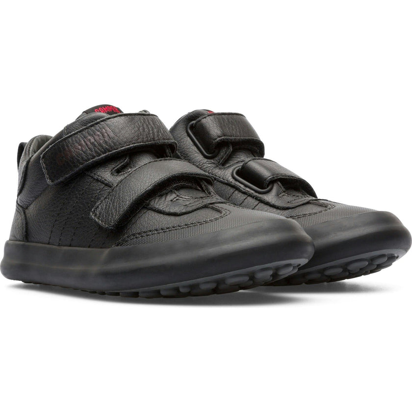 Pursuit Sneaker