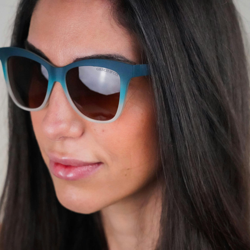 Iconic Wayfarer Ombre  | Polarized Sunglasses | Adult | 15+ Y