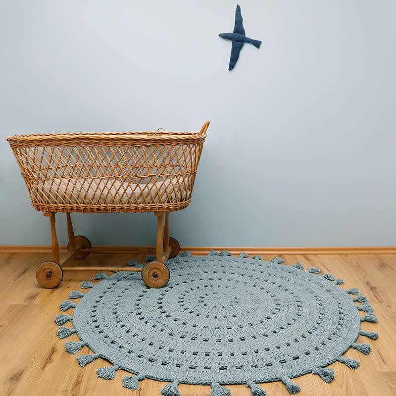Nila Hand-Crocheted Tassel Round Rug
