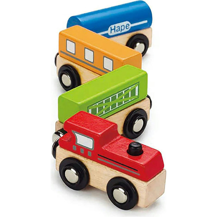 Hape: Qubes: Magnetic Classic Train&nbsp;Connecting Train Set