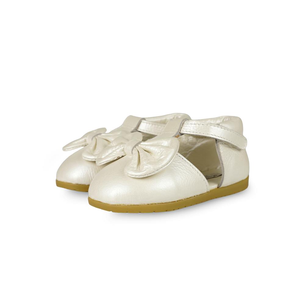 Moane Shoes | Off White Metallic Leather