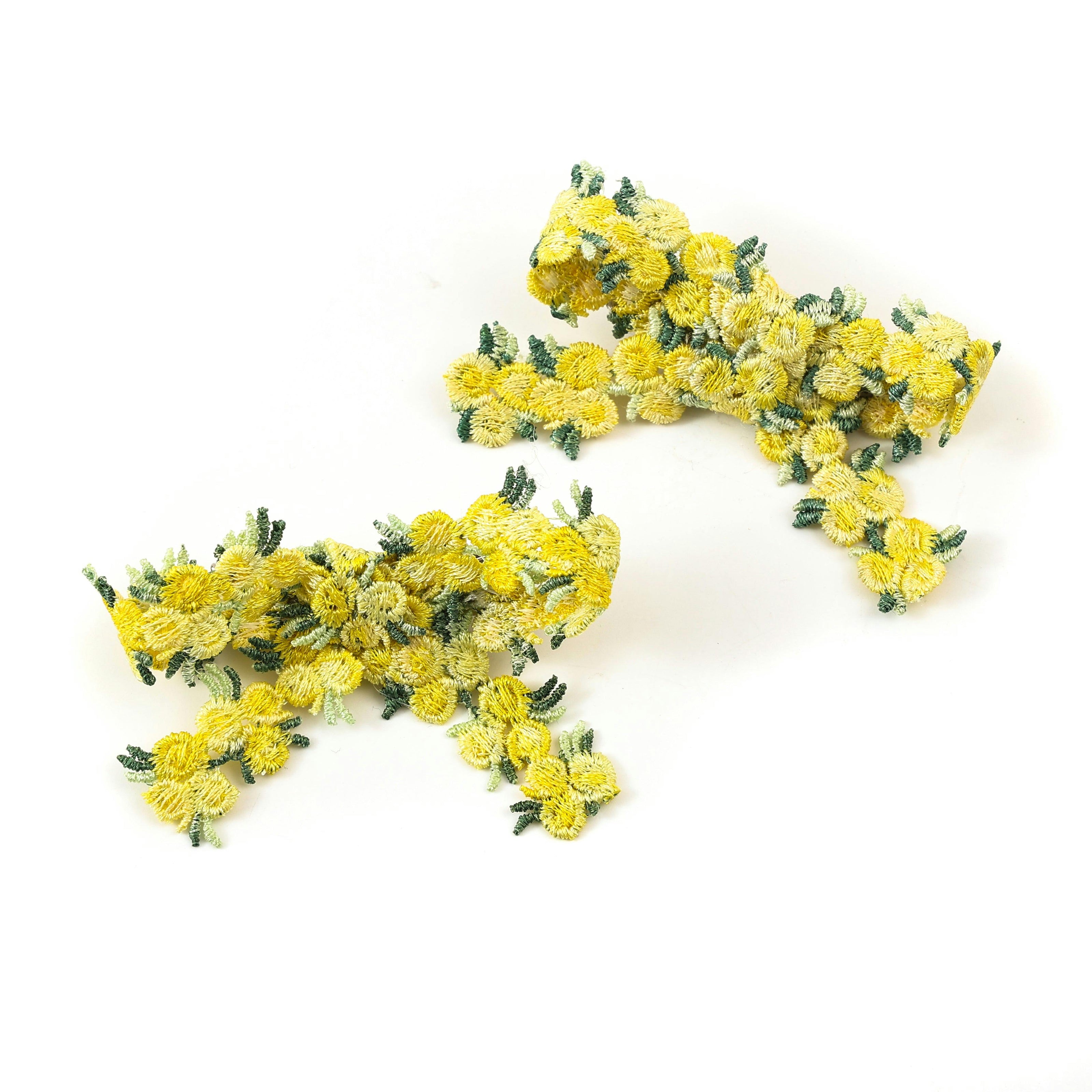 Halo Luxe Gia Embroidered Floral Double Clip - Pale Yellow