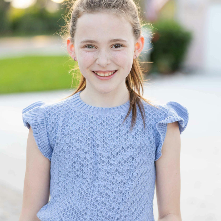 Short Sleeve Sweater With Ruffle