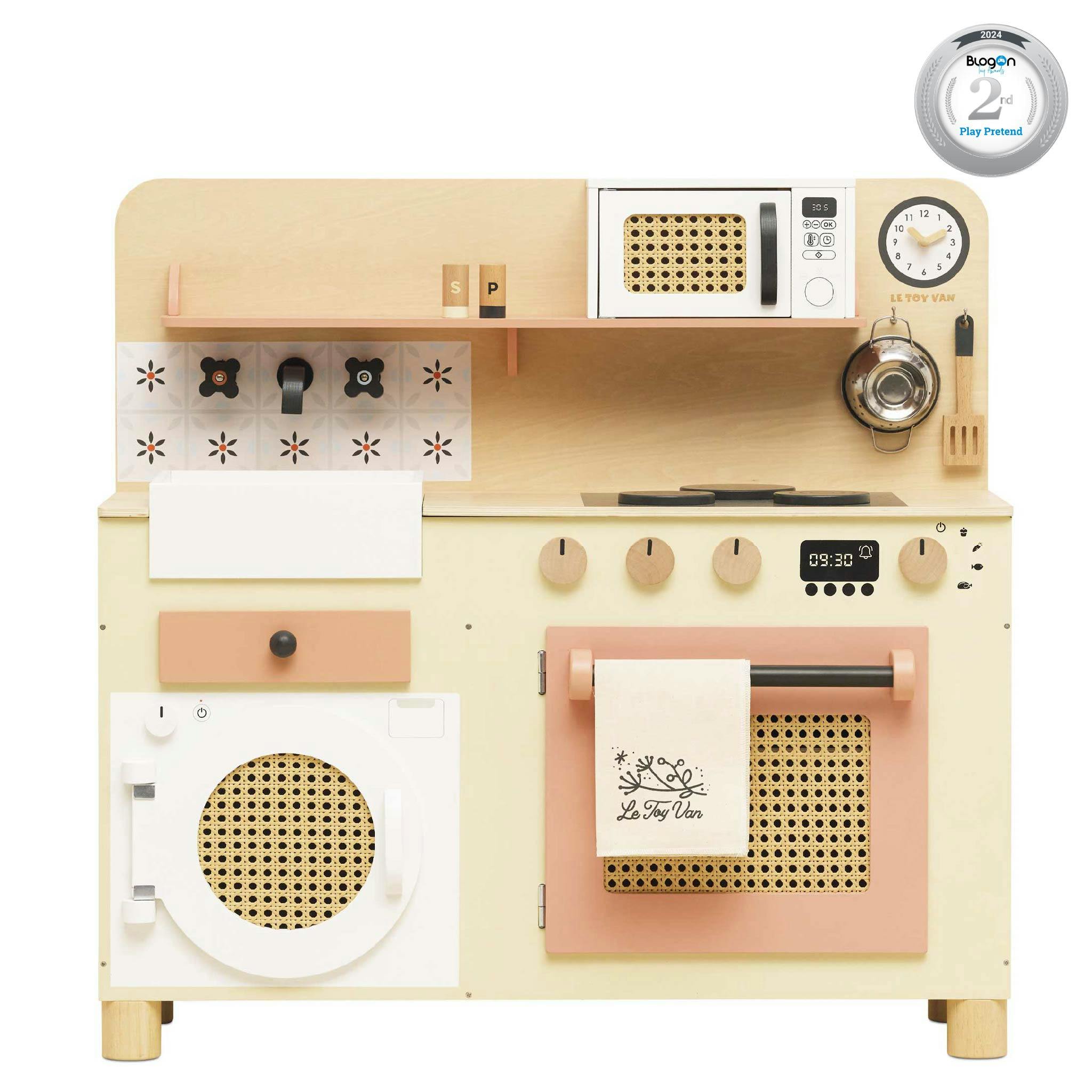 Rattan Family Size Wooden Play Kitchen