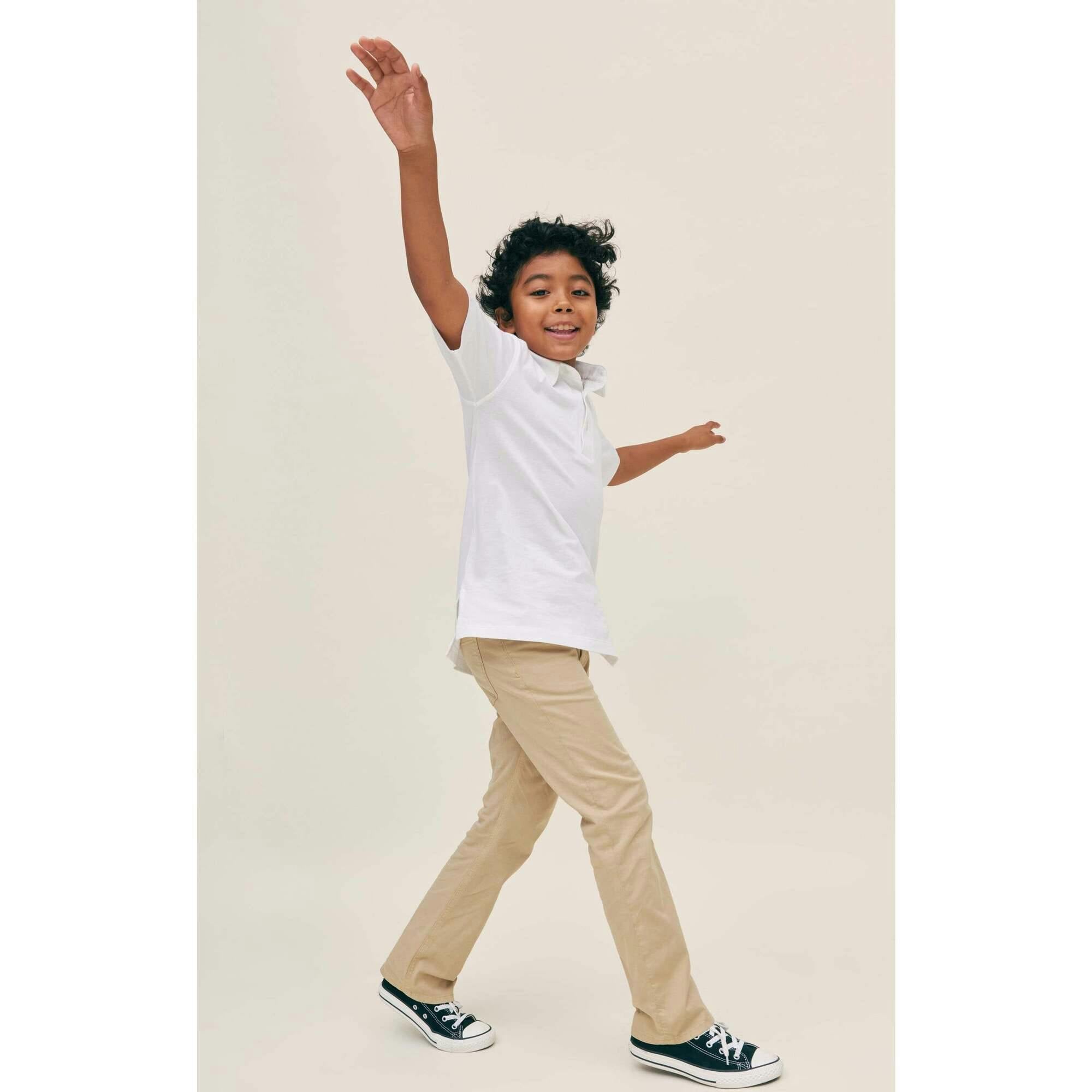 Benji Straight | Almond