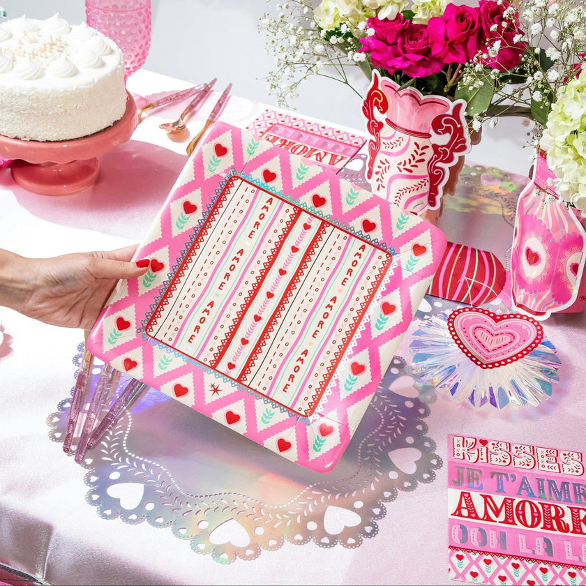 Packed Party Valentine's Amore Dinner Plates (10 count)