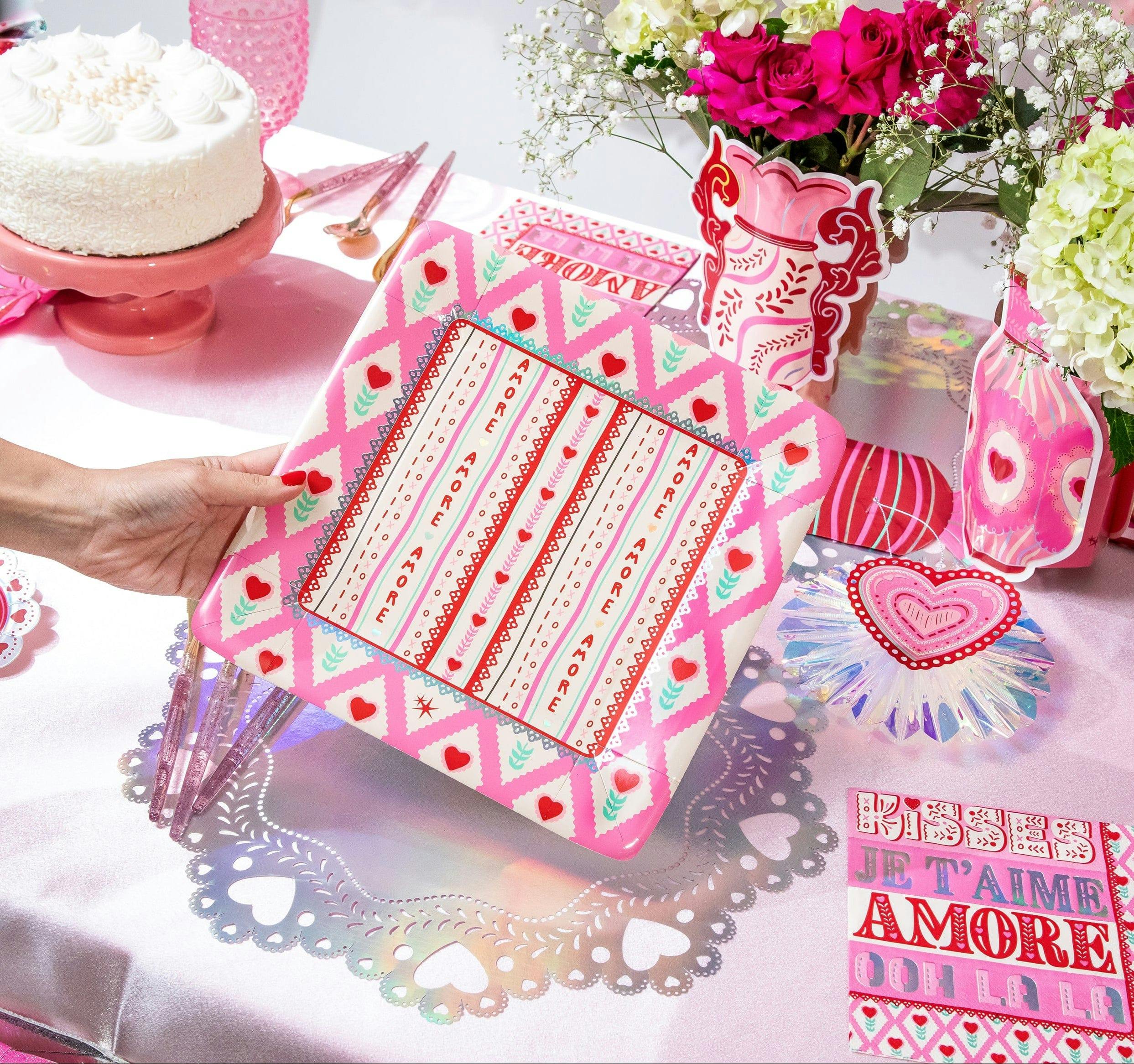 Packed Party Valentine's Amore Dinner Plates (10 count)