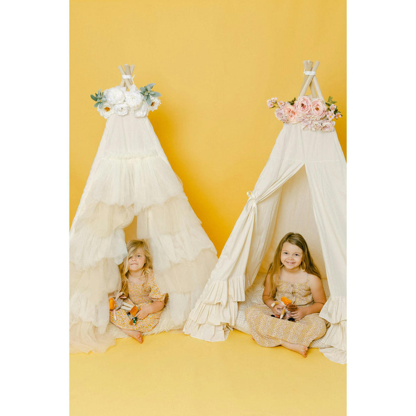 Amelia Play Tent