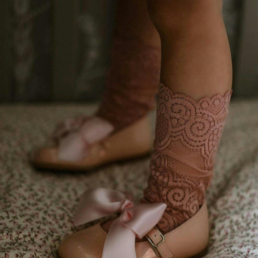 Alice Lace Socks