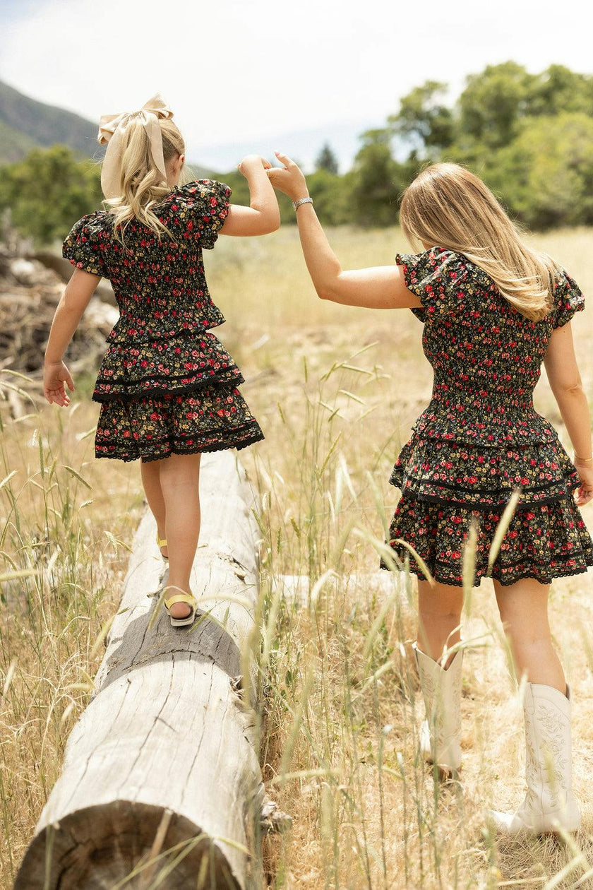 Annalise Top in Obsidian Vintage Poppies