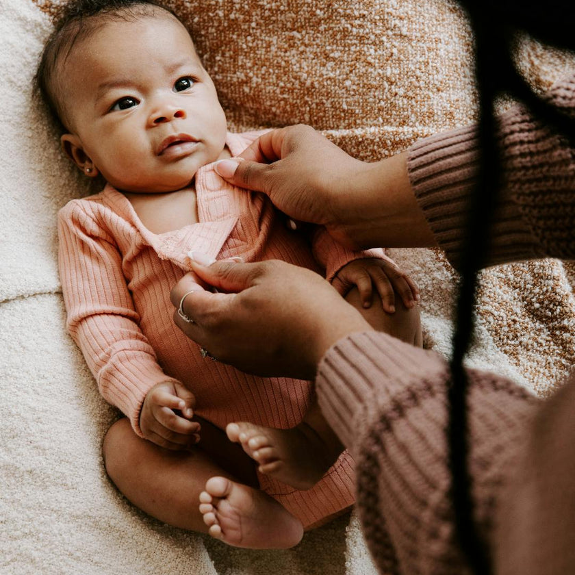 Organic Cotton Rib Magnetic Bodysuit