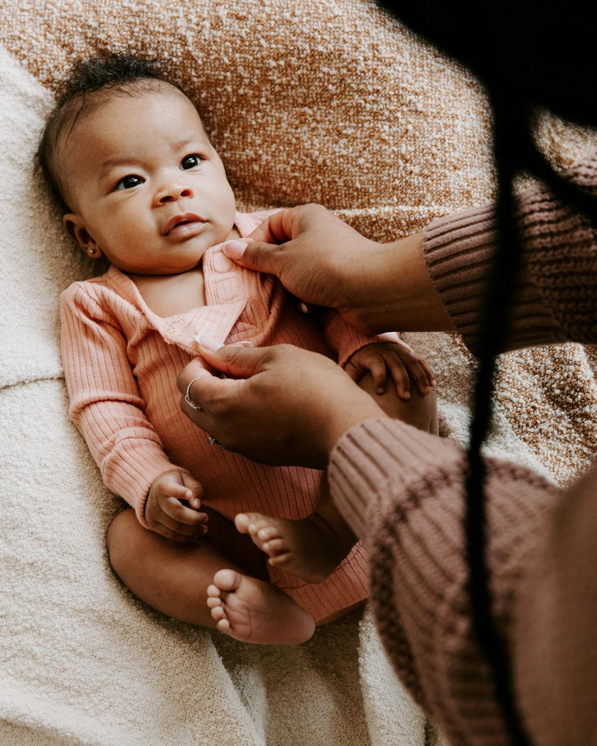 Organic Cotton Rib Magnetic Bodysuit