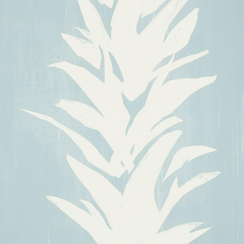 White Lotus 10-Yard Wallpaper