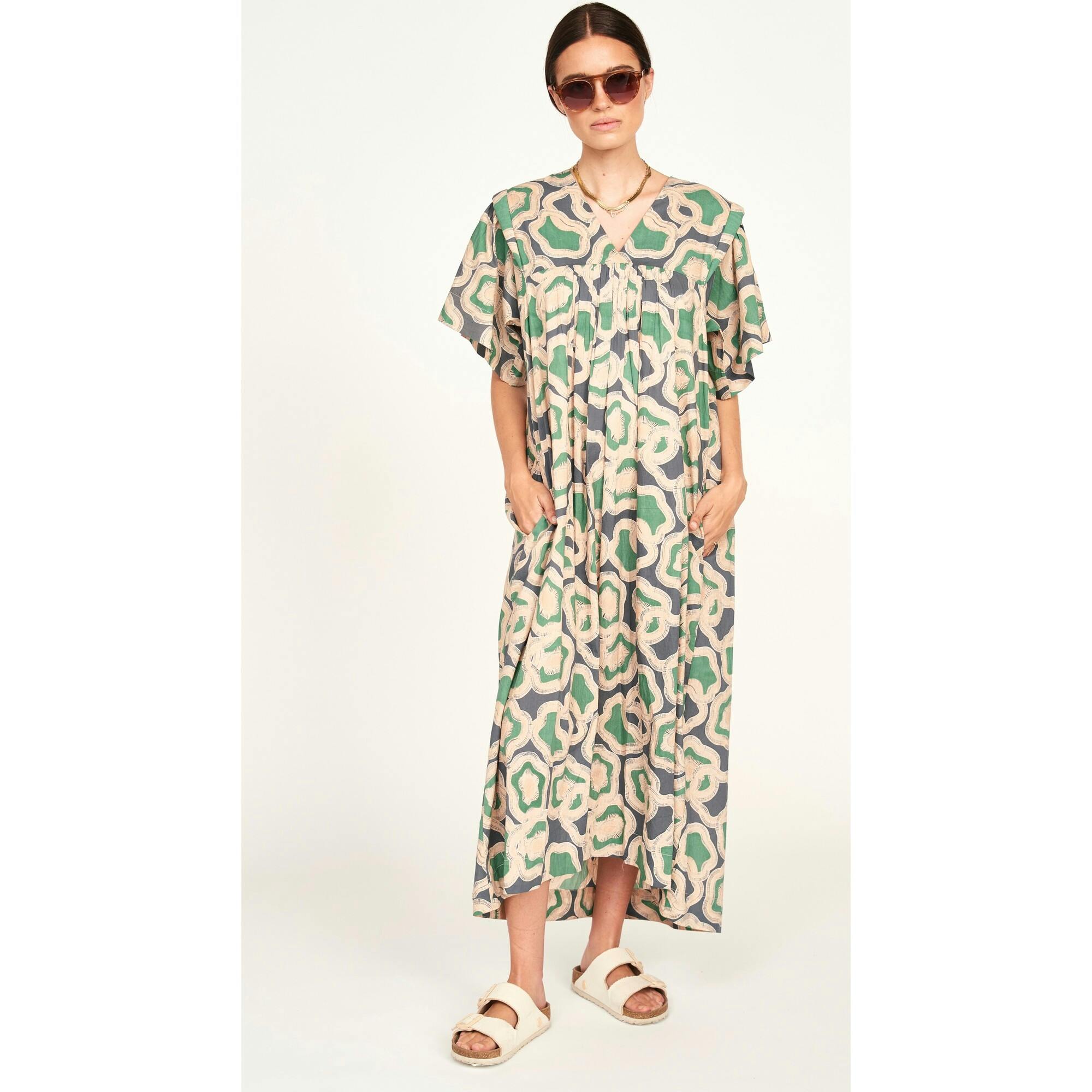Belem Caftan in Marine Puddles