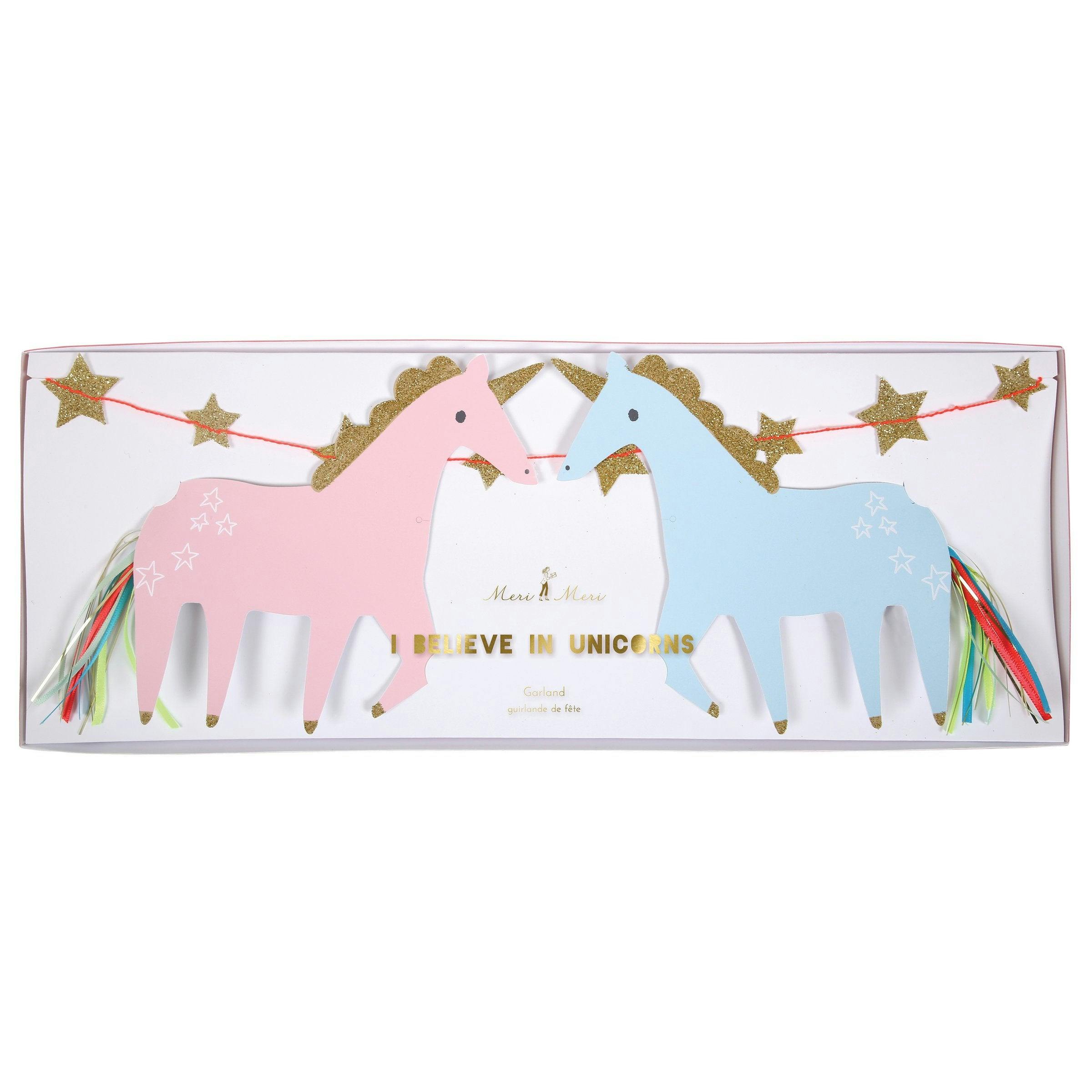 I Believe In Unicorns Garland Set